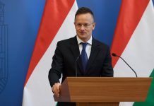 Szijjártó Péter: az emberek életének megmentése nem lehet politikai kérdés
