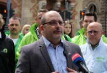 EU-s pénz már van, pedagógus béremelés még mindig nincs