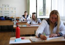 Döntés született az idei ballgásokról, pótérettségikről