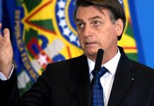 Csuklás miatt kórházba kellett vinni a brazil elnököt