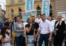 Balhé nélkül nincsen utcafórum – ilyen volt tegnap Jakab Péteré – videó