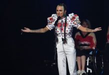 Navracsics Tibor bejelentette, hogy kórházba került Tóth Gabi