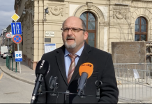 Csárdi Antal: A kormány utasítsa ki az orosz kémbankot!