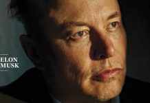 Továbbra is sakkban tartja egy tinédzser Elon Muskot